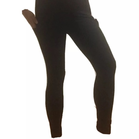 Phisockat Black Leggings With Pockets Size Medium - Picture 5 of 7